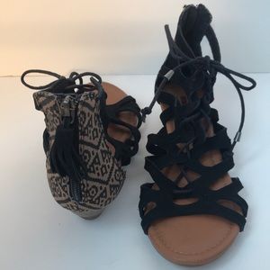 Size 8M Minnetonka Black Cage Sandal